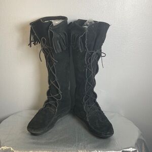 Elegant Black Suede Lace-Up Boots Sz 9-9.5
